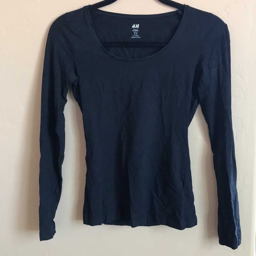 H&M BLACK LONG SLEEVE